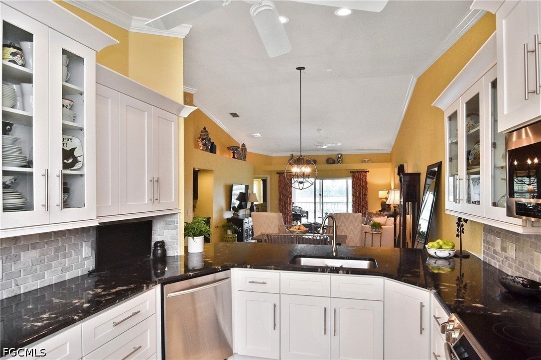 10381 McArthur Palm Lane 2721