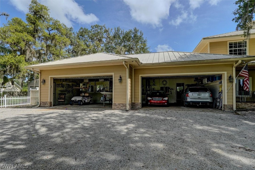 3144 Shell Lane