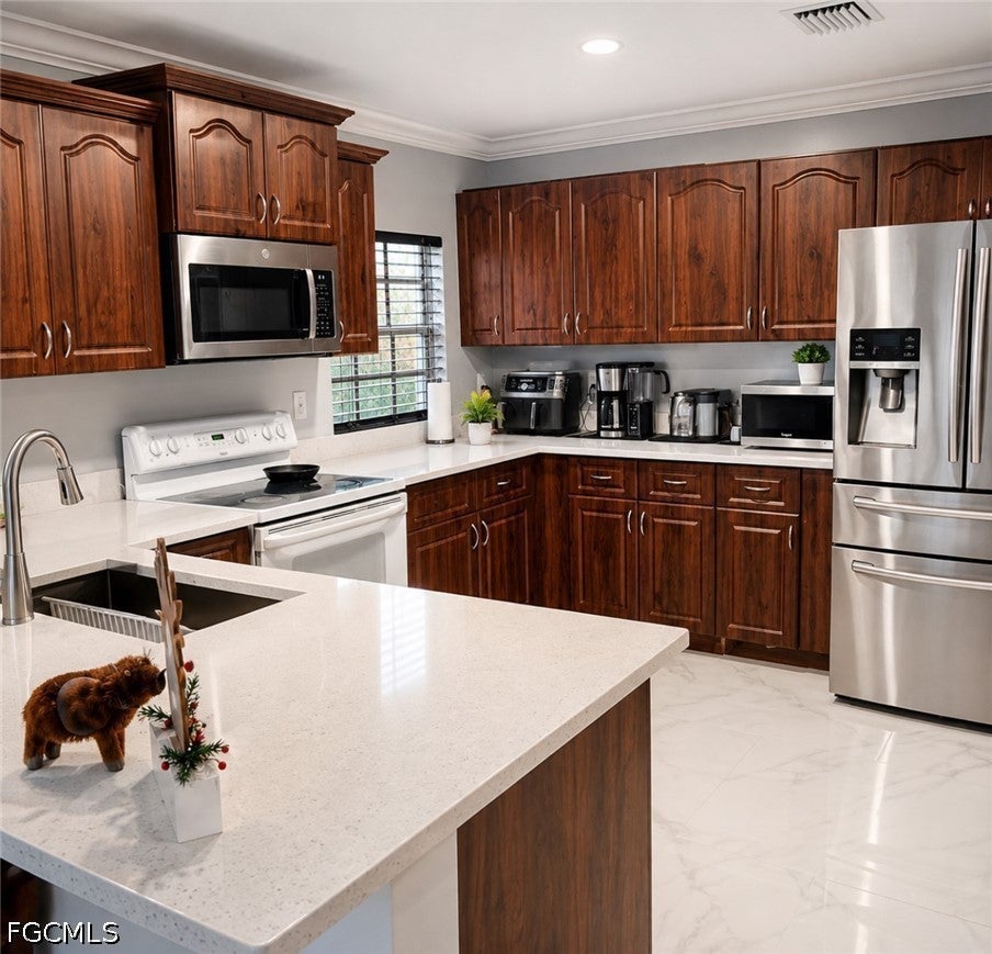 5306 5th Street W