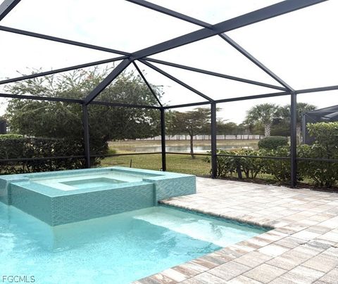 12905 Hadley Court Fort Myers FL 33913