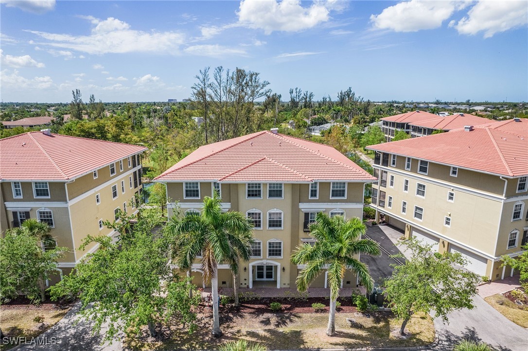 10031 Lake Cove Drive 201