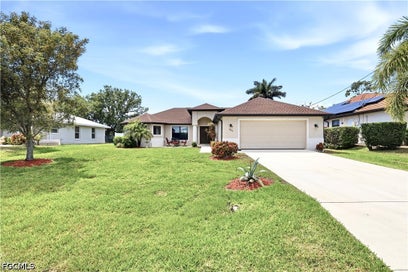 4702 SW 20th Avenue Cape Coral FL 33914