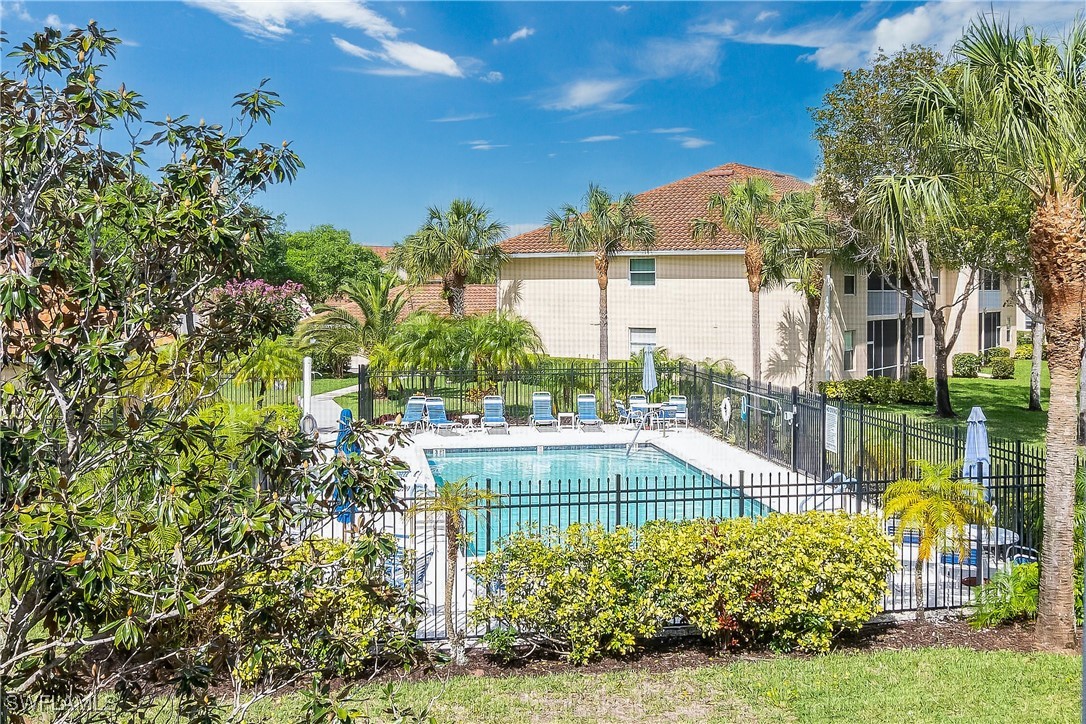395 Robin Hood Circle 201
