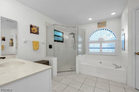 Tiny photo for 1021 NW 25th Avenue, Cape Coral, FL 33993 (MLS # 2026039128)