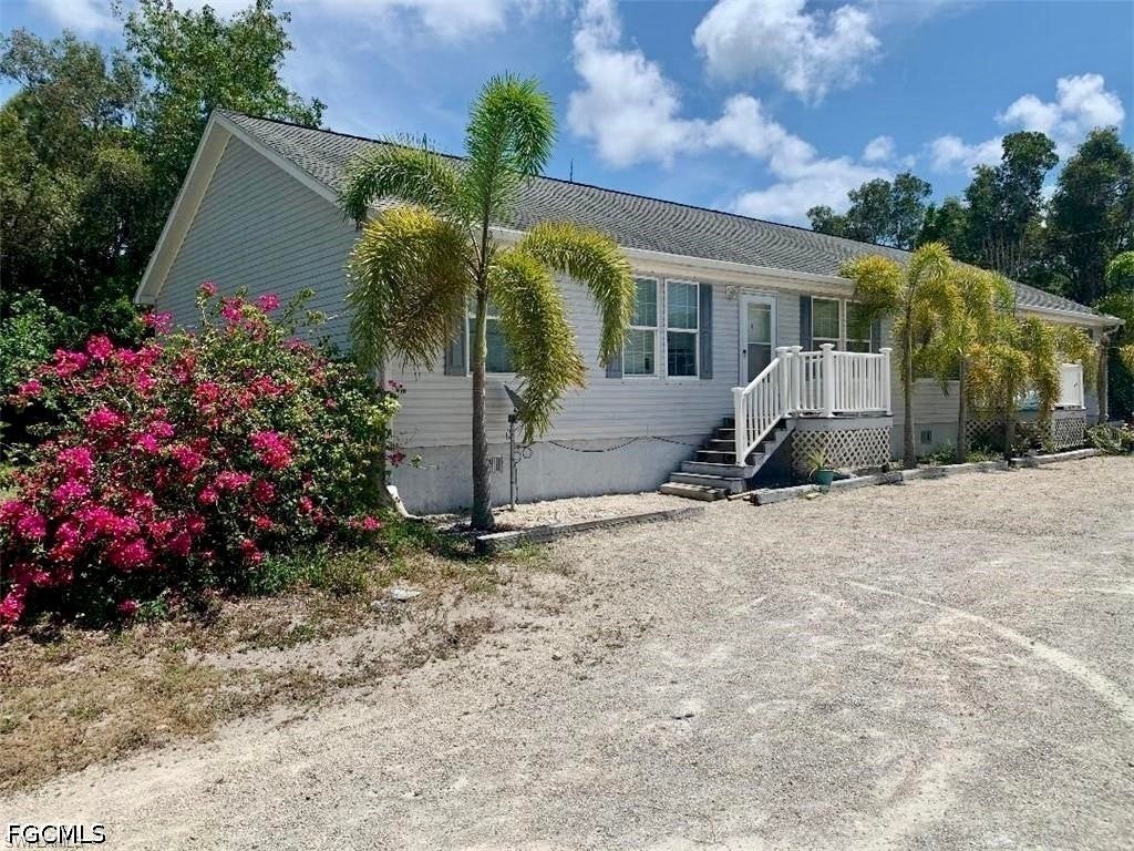 5527 Judith Road