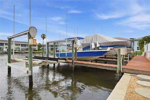 Tiny photo for 4206 SE 20th Place #105, Cape Coral, FL 33904 (MLS # 2026030836)