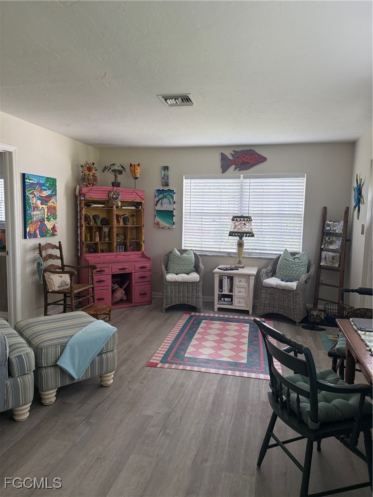 823 Courtington Lane 1