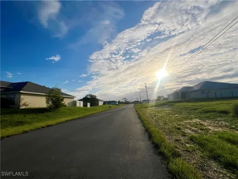 MLS: 225030700