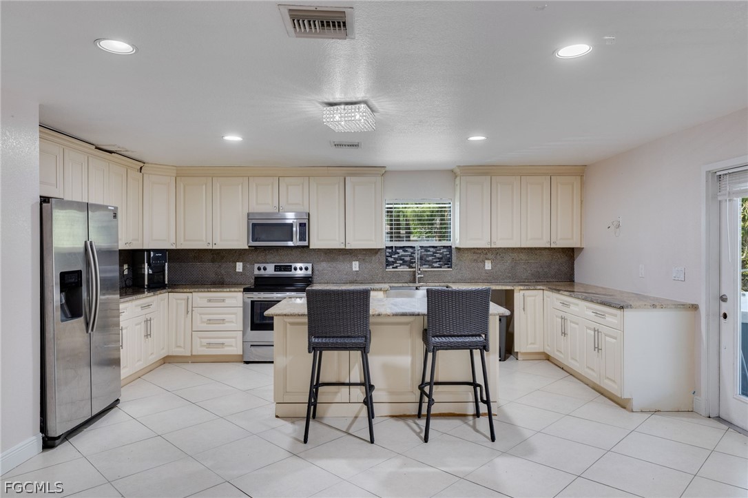 3411 Golden Gate Boulevard E