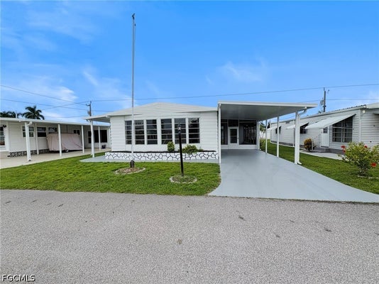 3347 RAINBOW LN, NORTH FORT MYERS, FL 33903 - Image c6b8aab2d258821e2a9d85f279efd414/2166413