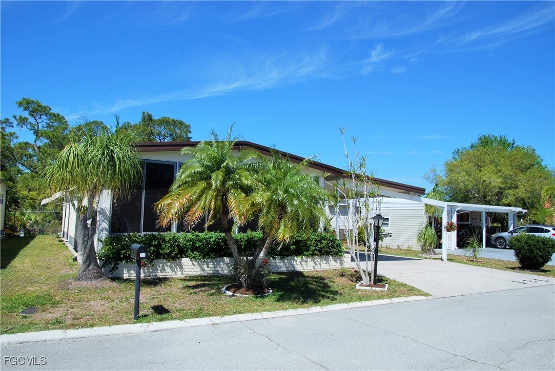 395 Snead Drive