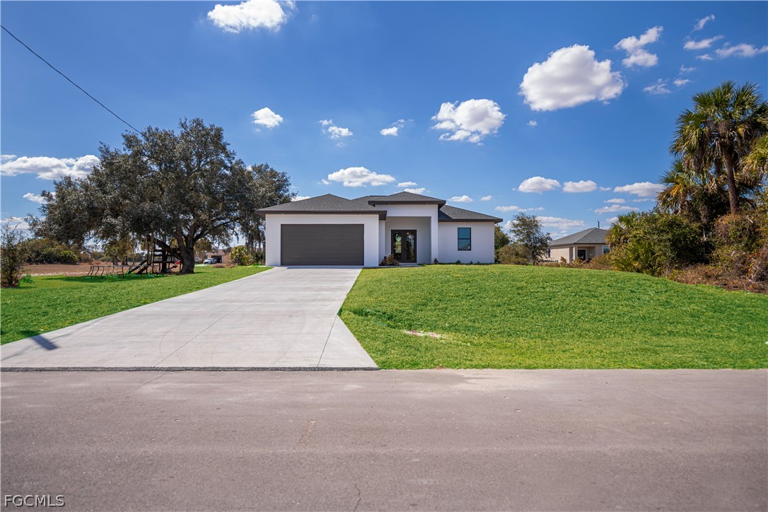 3034 NW Beechwood Circle