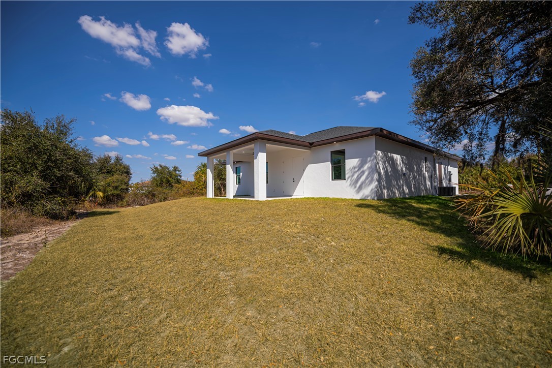 3034 NW Beechwood Circle