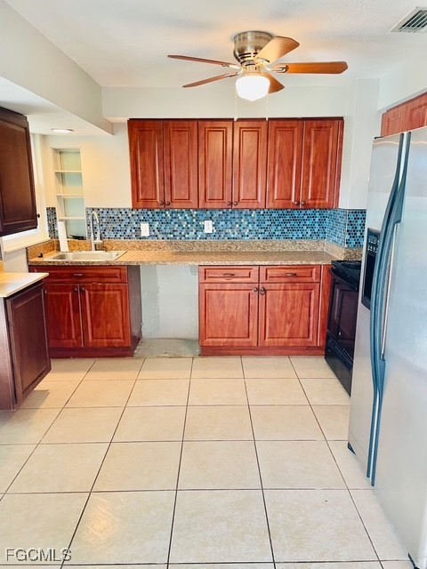 1124 SW 8 Court