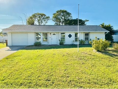 1124 SW 8 Court Cape Coral FL 33991