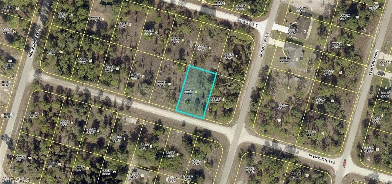 Aerial map of property and surrounding area