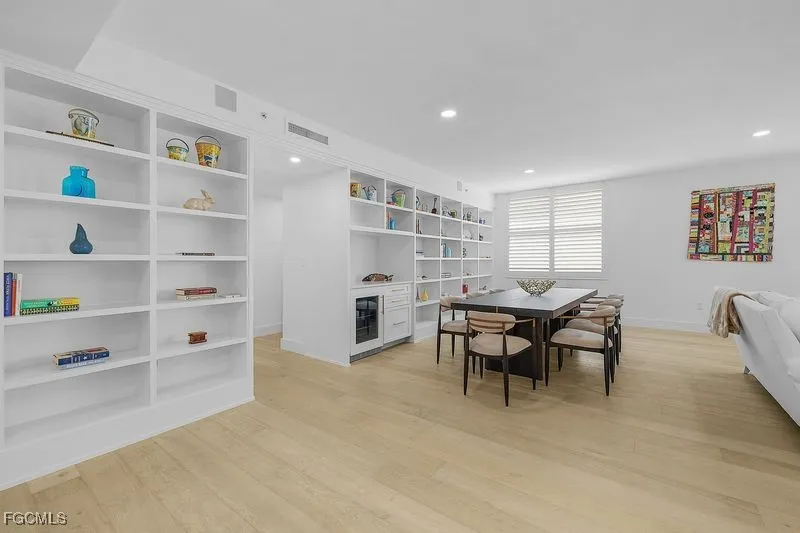 Fort Myers, Florida, 33908, United States, 3 Bedrooms Bedrooms, ,3 BathroomsBathrooms,Residential,Active,1988683