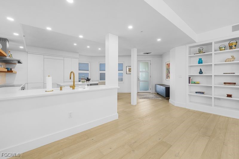 14250 Royal Harbour Court 1217