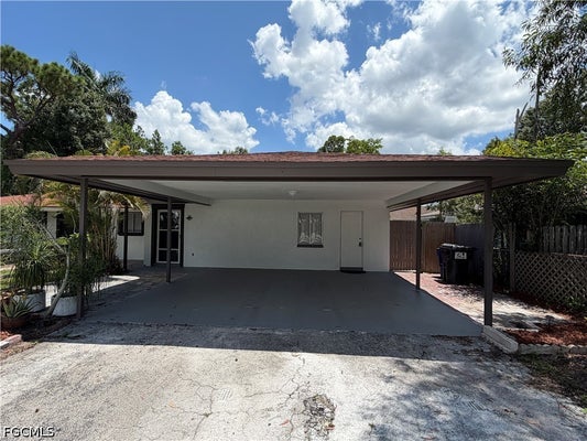 5831 CASABLANCA CT, FORT MYERS, FL 33919 - Image c7bb6c7b0835bb8d1d931644ca24fd0c/1918213401