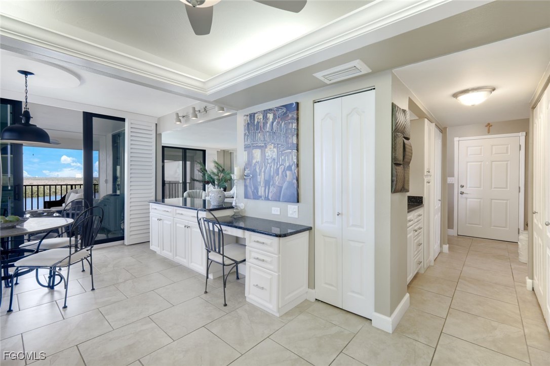 4253 Bay Beach Lane A7