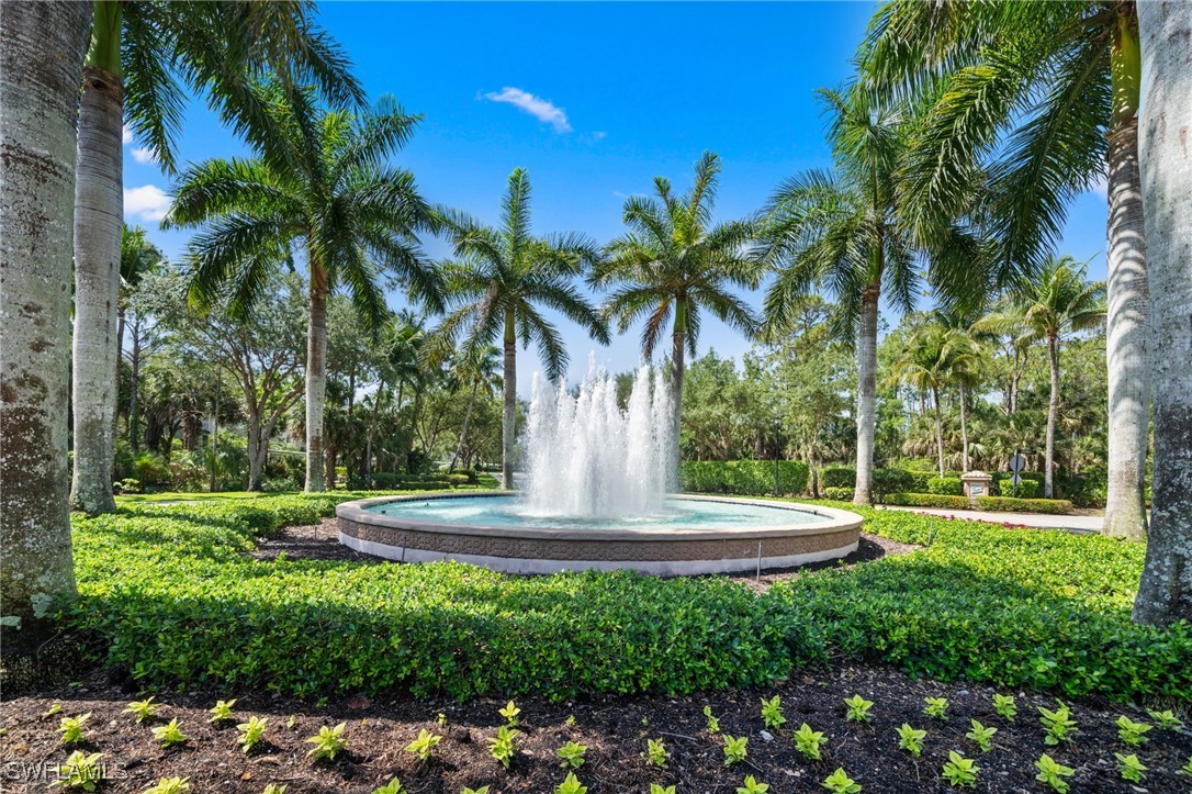 1630 Tarpon Bay Drive S 102