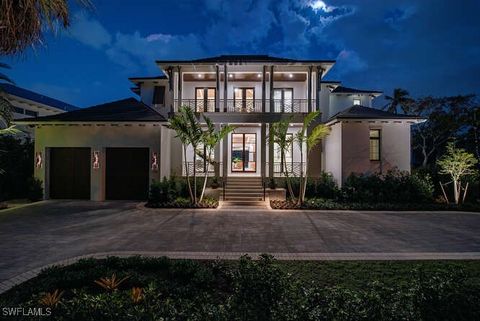 1795 Gordon Drive Naples FL 34102