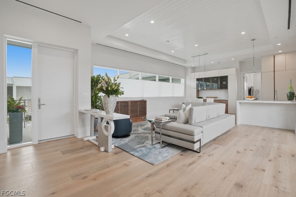 201 8th Street S 309