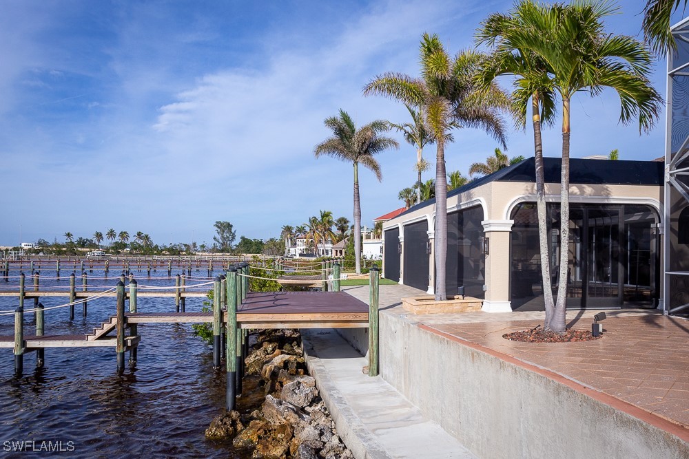 12782 Yacht Club Circle