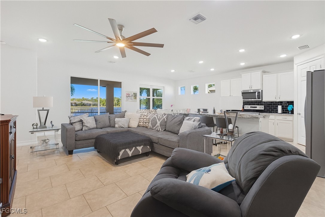 3401 Acapulco Circle