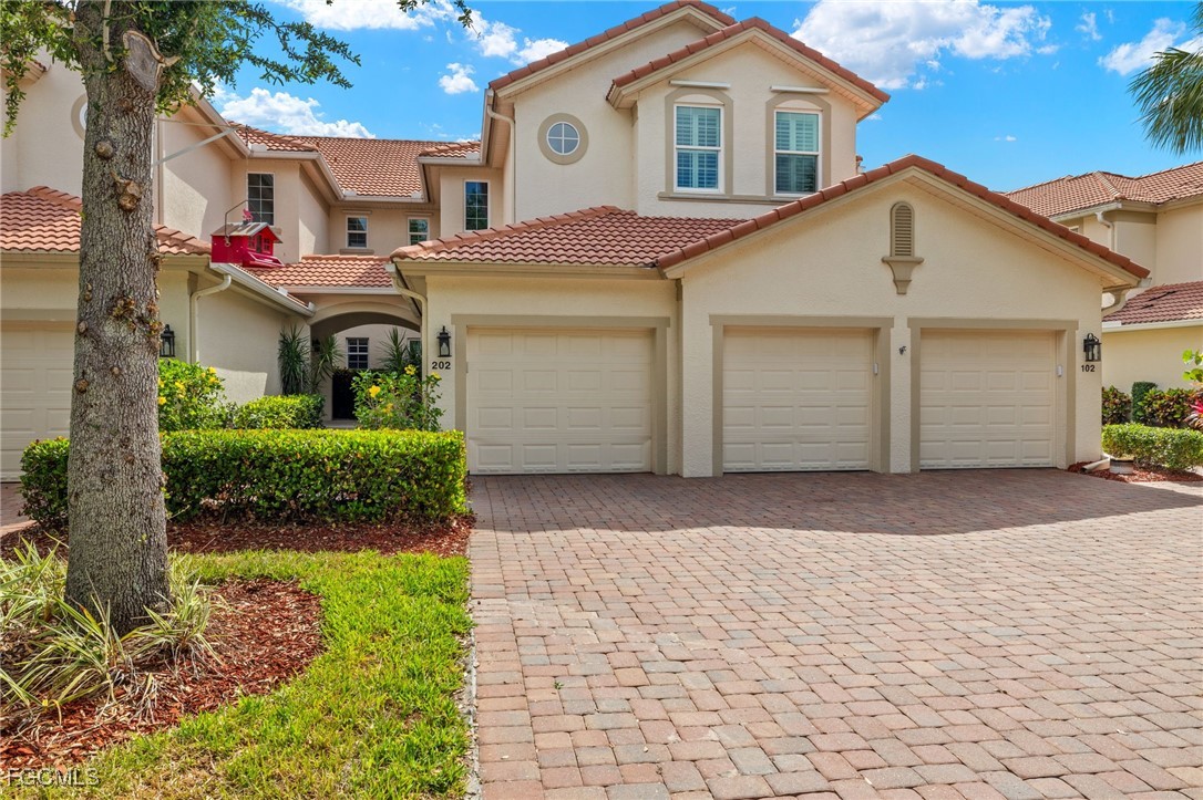 16520 Crownsbury Way 202