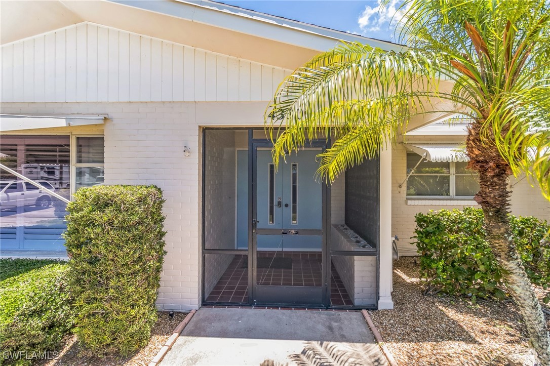 4330 S Canal Circle