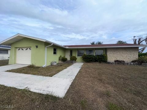 1727 Cornwallis Parkway Cape Coral FL 33904