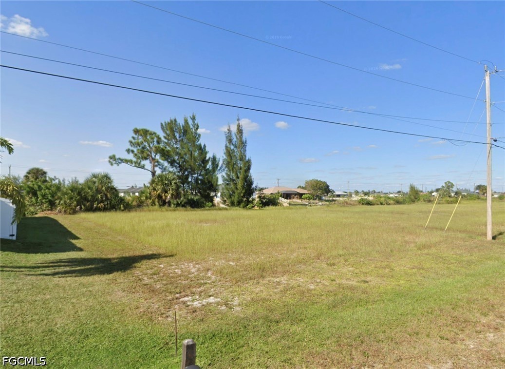 1007 NE 37th Terrace