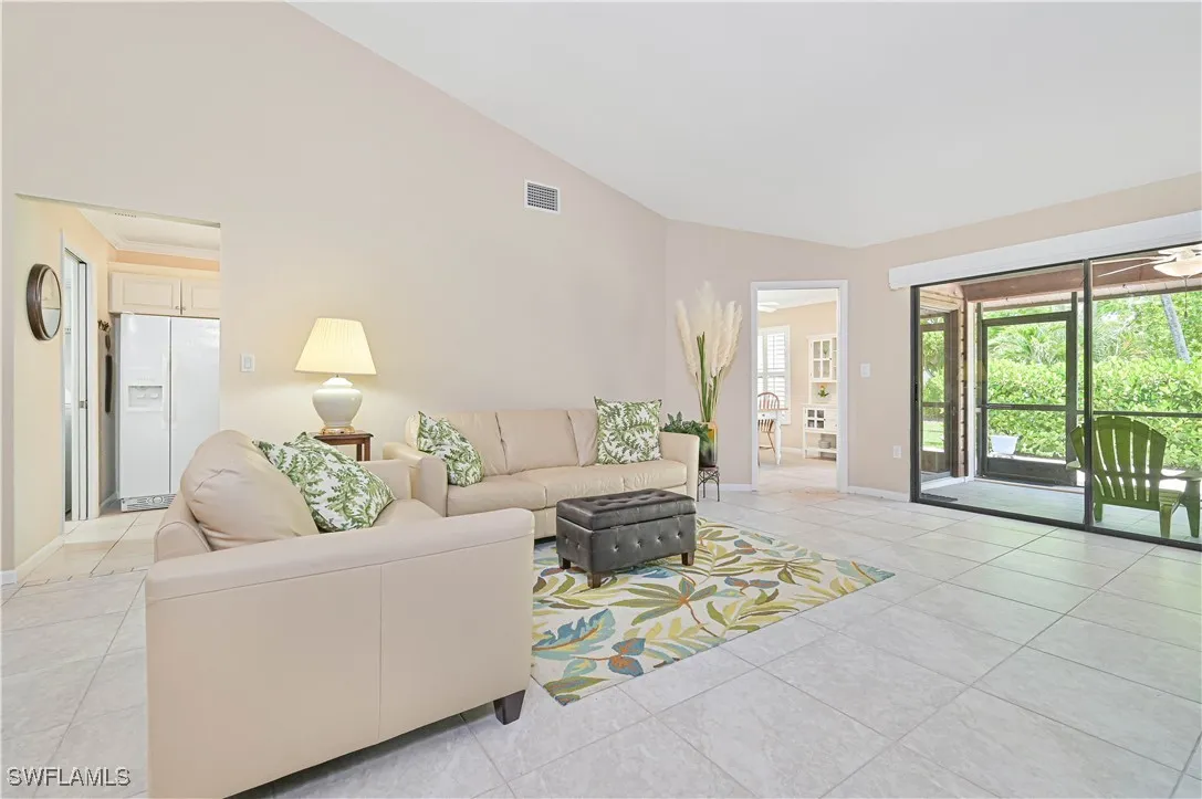 Fort Myers, Florida 33907, United States, 2 Bedrooms Bedrooms, ,2 BathroomsBathrooms,Residential,Active,159762