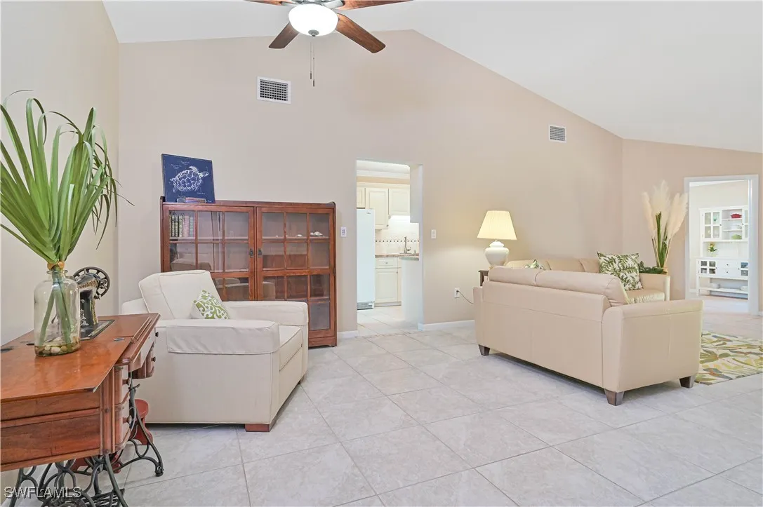Fort Myers, Florida 33907, United States, 2 Bedrooms Bedrooms, ,2 BathroomsBathrooms,Residential,Active,159762