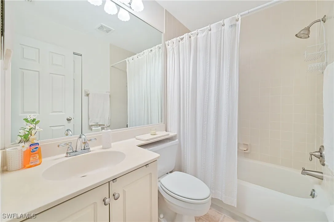 Fort Myers, Florida 33907, United States, 2 Bedrooms Bedrooms, ,2 BathroomsBathrooms,Residential,Active,159762