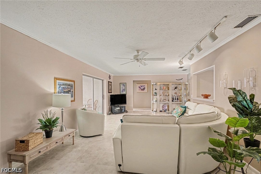 1705 Beach Parkway 206
