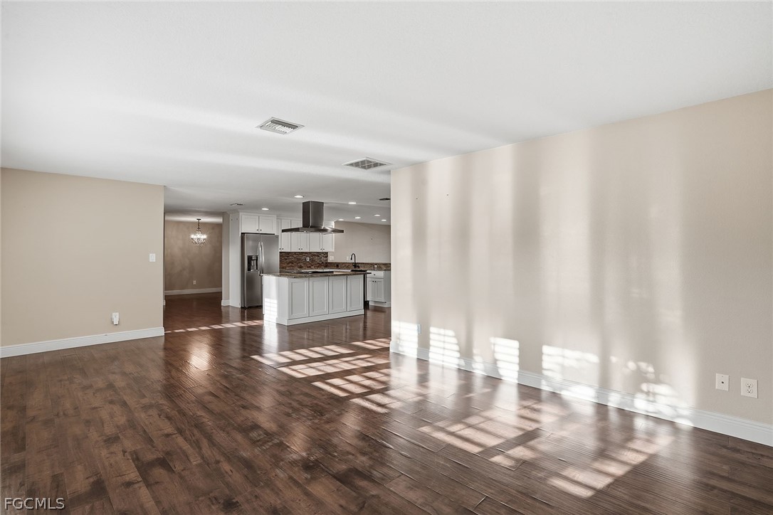 4742 Santa Del Rae Avenue