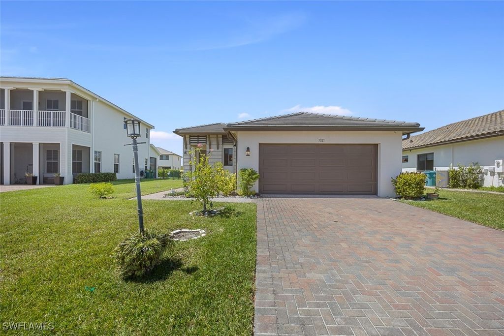 listing image 0