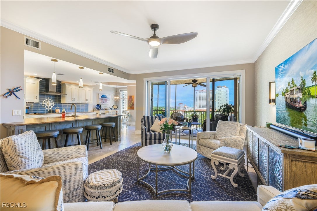 6081 Silver King Boulevard 404