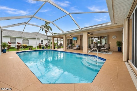 Tiny photo for 403 SE 28th Terrace, Cape Coral, FL 33904 (MLS # 2026039106)