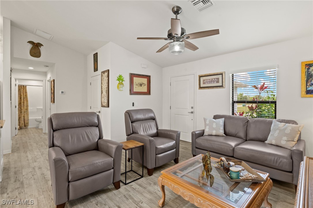 3901 NW 48th Terrace