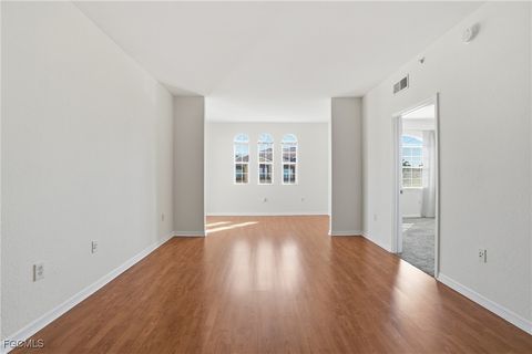 15590 Ocean Walk Circle 304 Fort Myers FL 33908