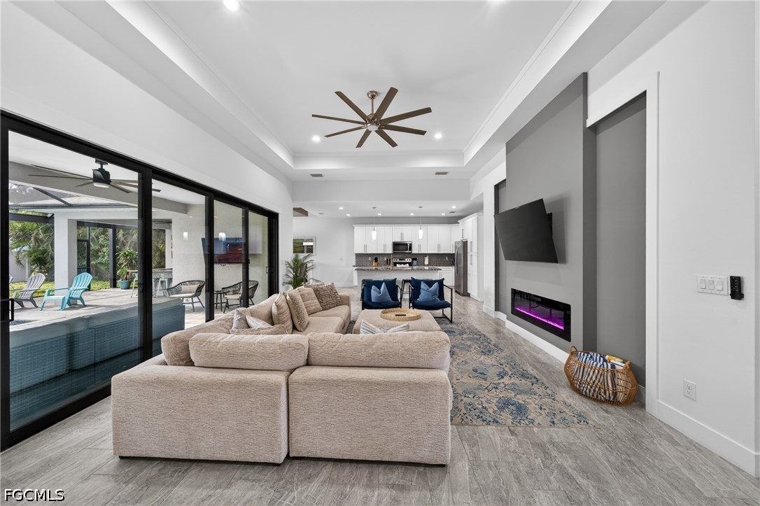 3833 SW 14th Place