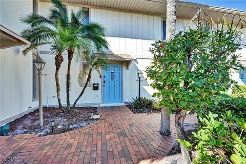 4265 Island Circle B Fort Myers FL 33919