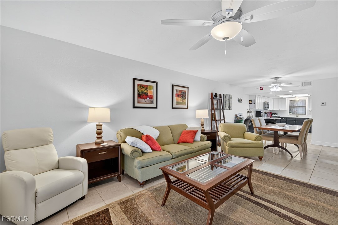 10022 Oxfordshire Lane 104