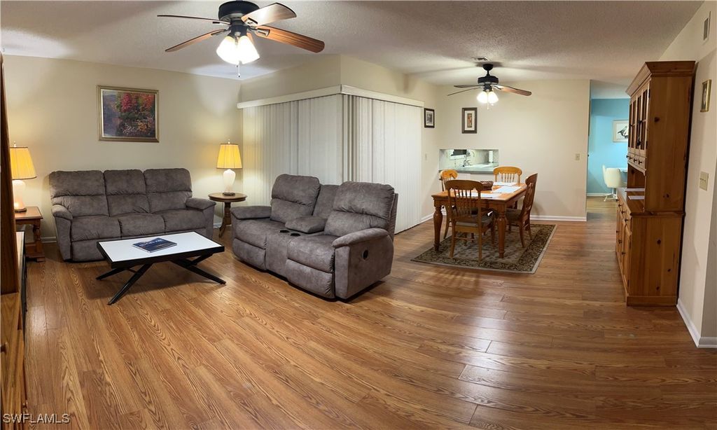 listing image 0