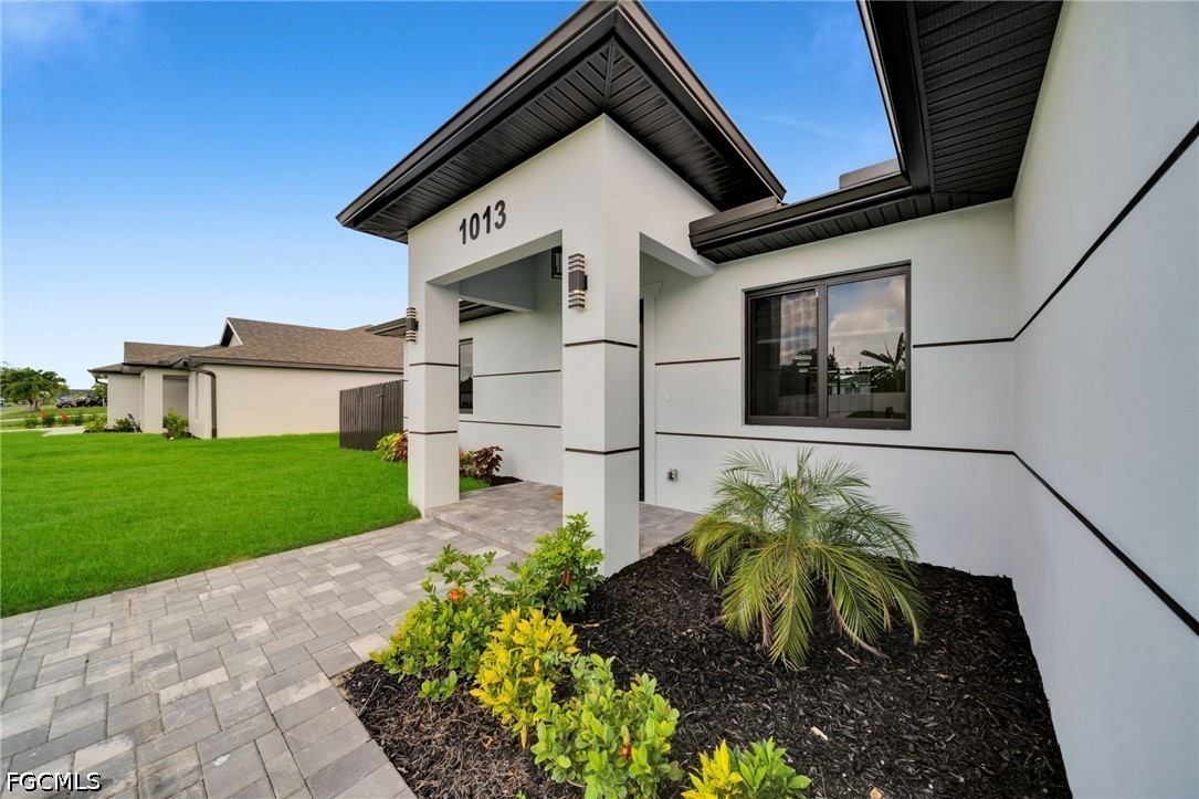 1013 NE 12th Terrace