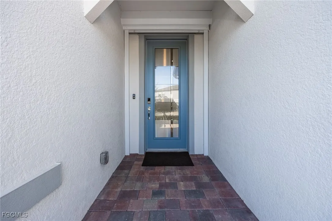 Alva, Florida 33920, United States, 3 Bedrooms Bedrooms, ,2 BathroomsBathrooms,Residential,Active,246366