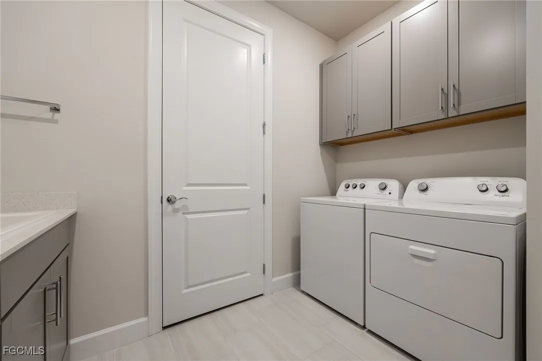 Alva, Florida 33920, United States, 3 Bedrooms Bedrooms, ,2 BathroomsBathrooms,Residential,Active,246366